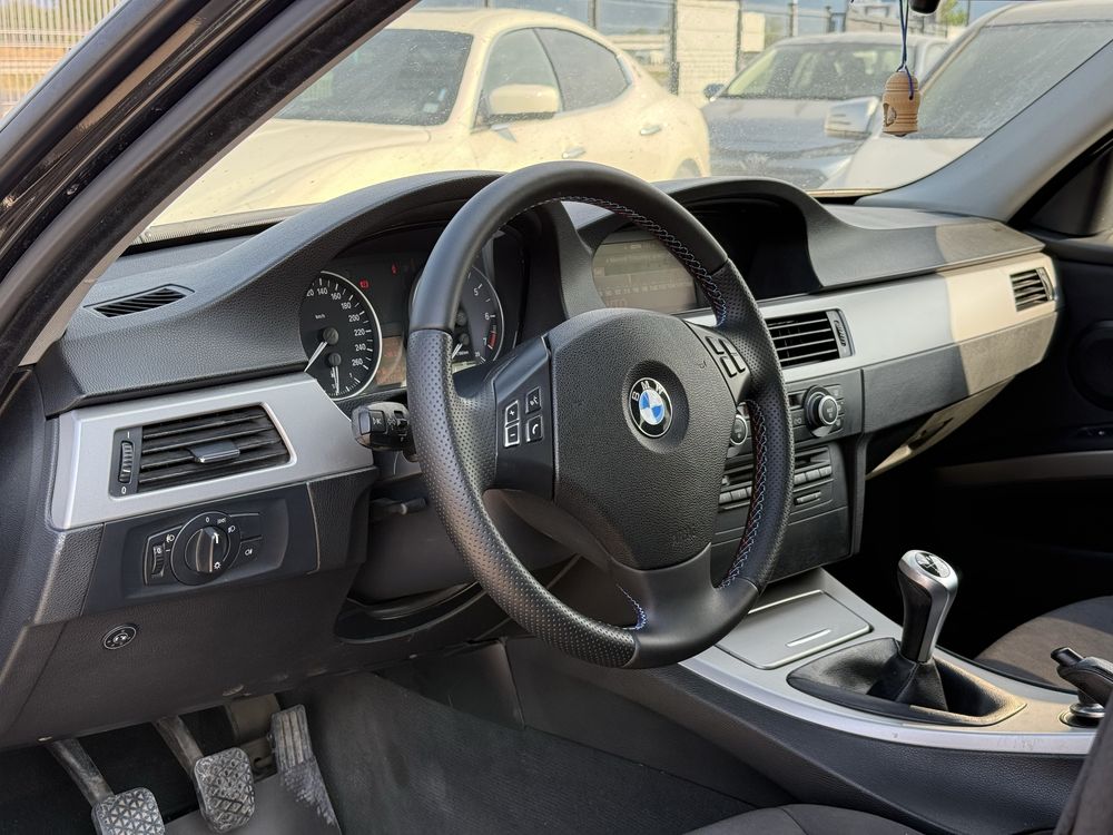 BMW 318 I* ГАЗ* 2008г* РЪЧКА* Топ Състояние*