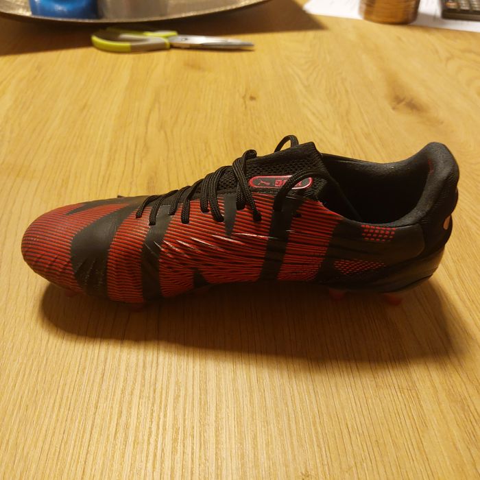 Ghete fotbal Puma King Elite Ultimate L.E FG/AG