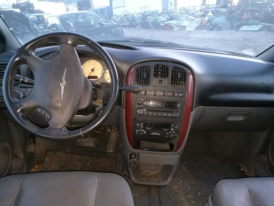 Продавам Chrysler Voyager 2.8 CRD Крайслер Вояджер на части