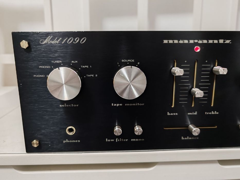 Marantz Model 1090, Germania