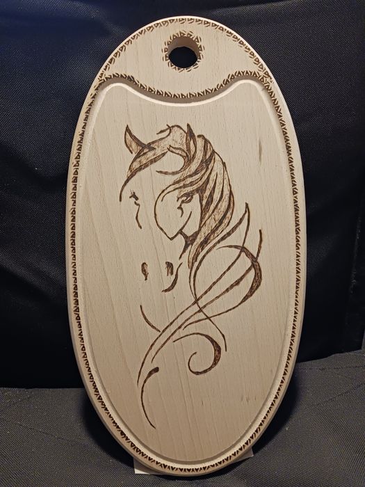 Дъска за рязане ръчно гравирана