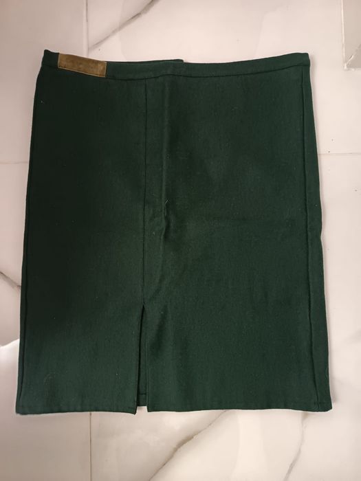 Fusta damă din lână