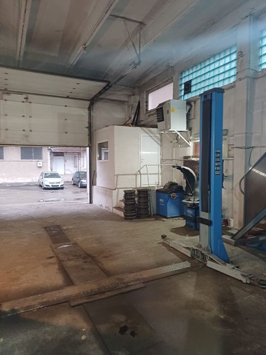 Spațiu comercial - service auto/vulcanizare