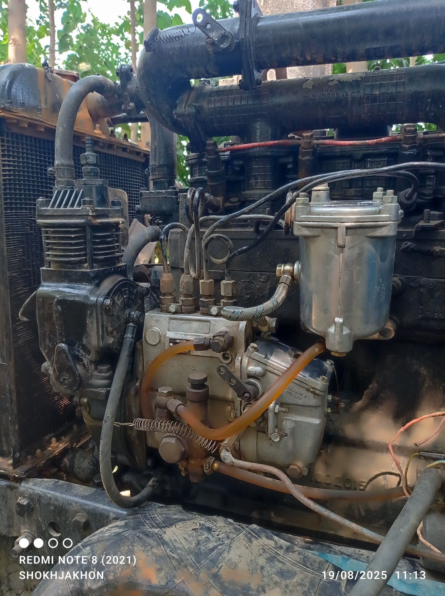 MTZ 80 sotiladi.