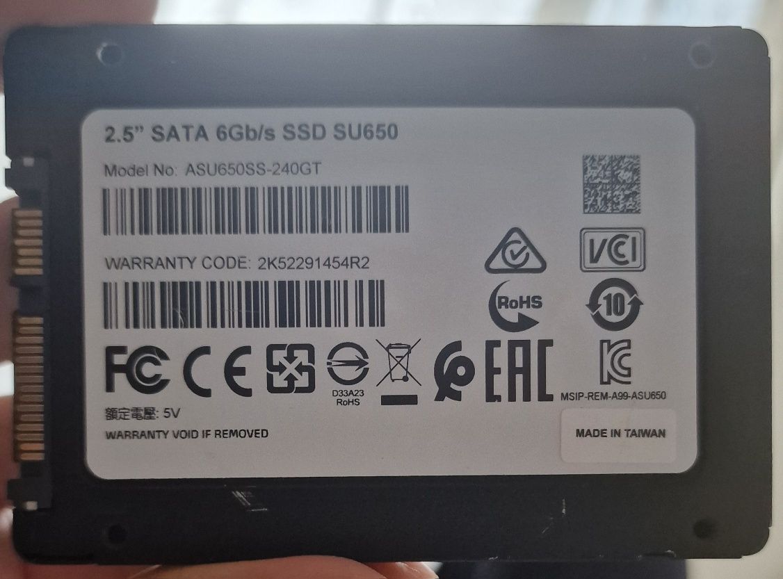 Adata su650 SSD .