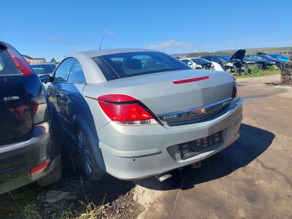 Dezmembram Opel Astra Cabrio, 2.0 Diesel, an 2007