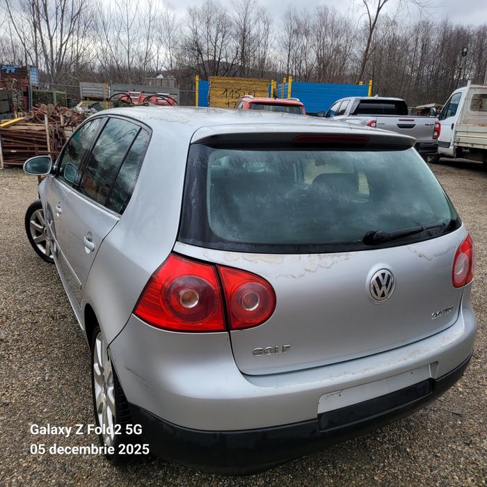Vw golf 5, euro 4 unic PROP în Italia manual  140  cai