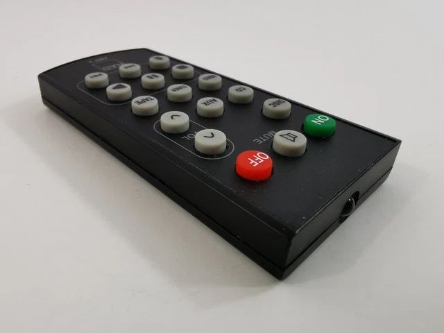 Vând telecomandă NAD amp2