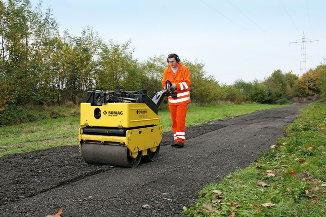 Продаётся ручной каток BOMAG BW65H, Успейте купить со скидкой!