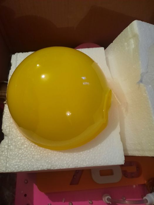 Продам люстру в детскую комнату и часы