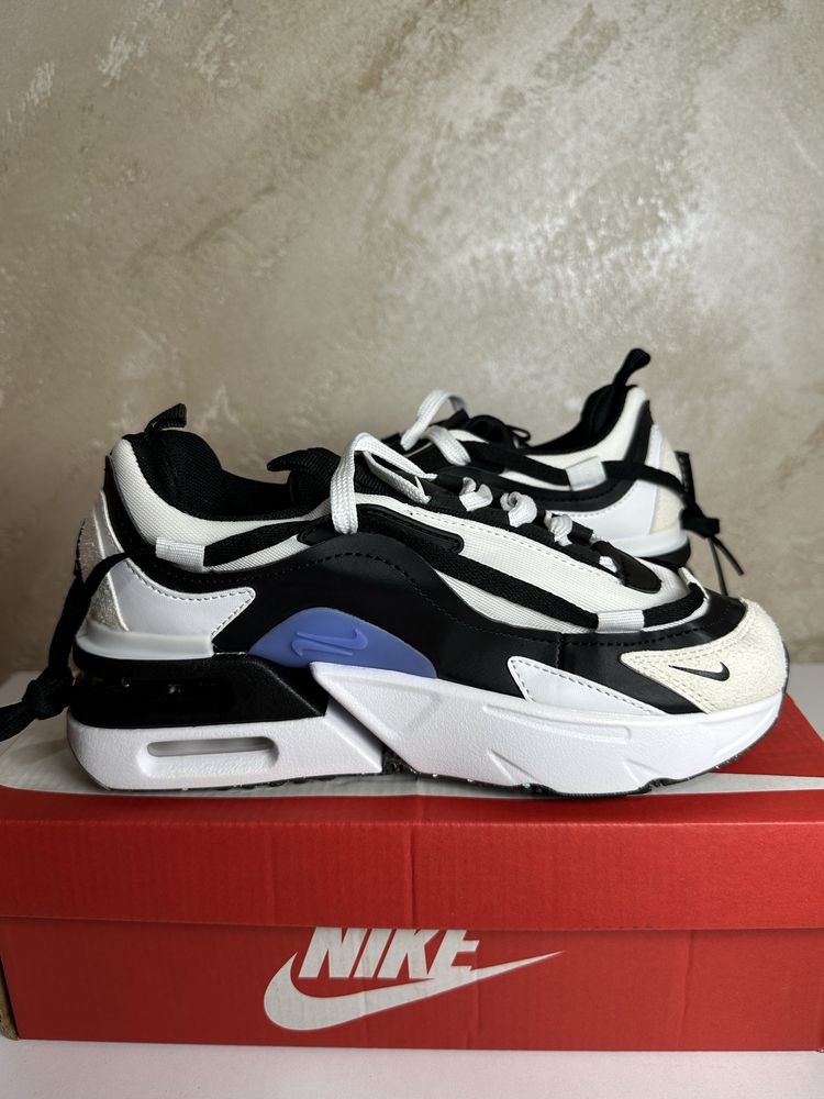 НАЛИЧНИ! Дамски маратонки Nike Air Max Furyosa Black-Summit White