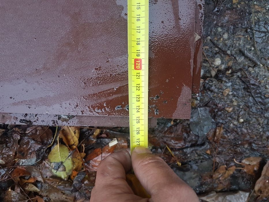 Vând 4 foi tablă maro 2m×1,25