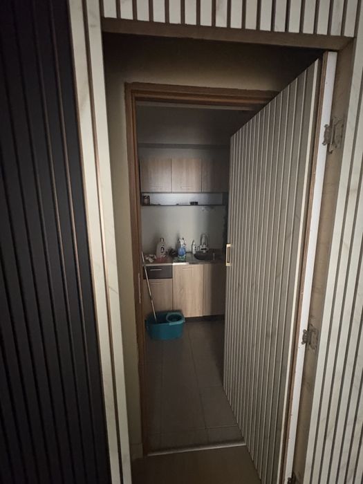 Дава се под наем Магазин в София, Младост 2 - 76 кв.м за 510 € - Снимка #2