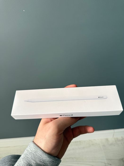 Apple Pencil и клавиатура за iPad Pro 11