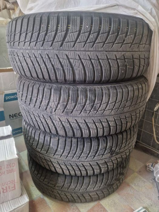 Зимни гуми Bridgestone Бриджстоун  205/60R60