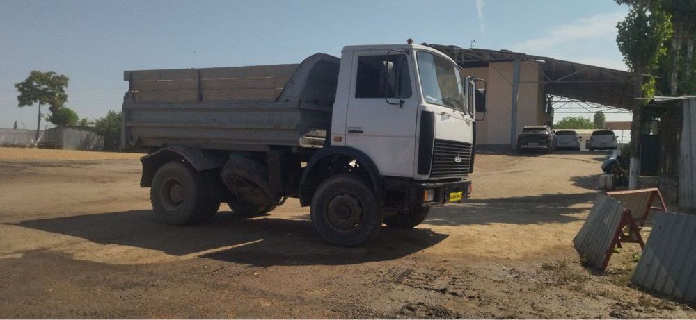 Maz sotiladi 1991 yil 6 talik holati yaxshi ishlab turgan moshina