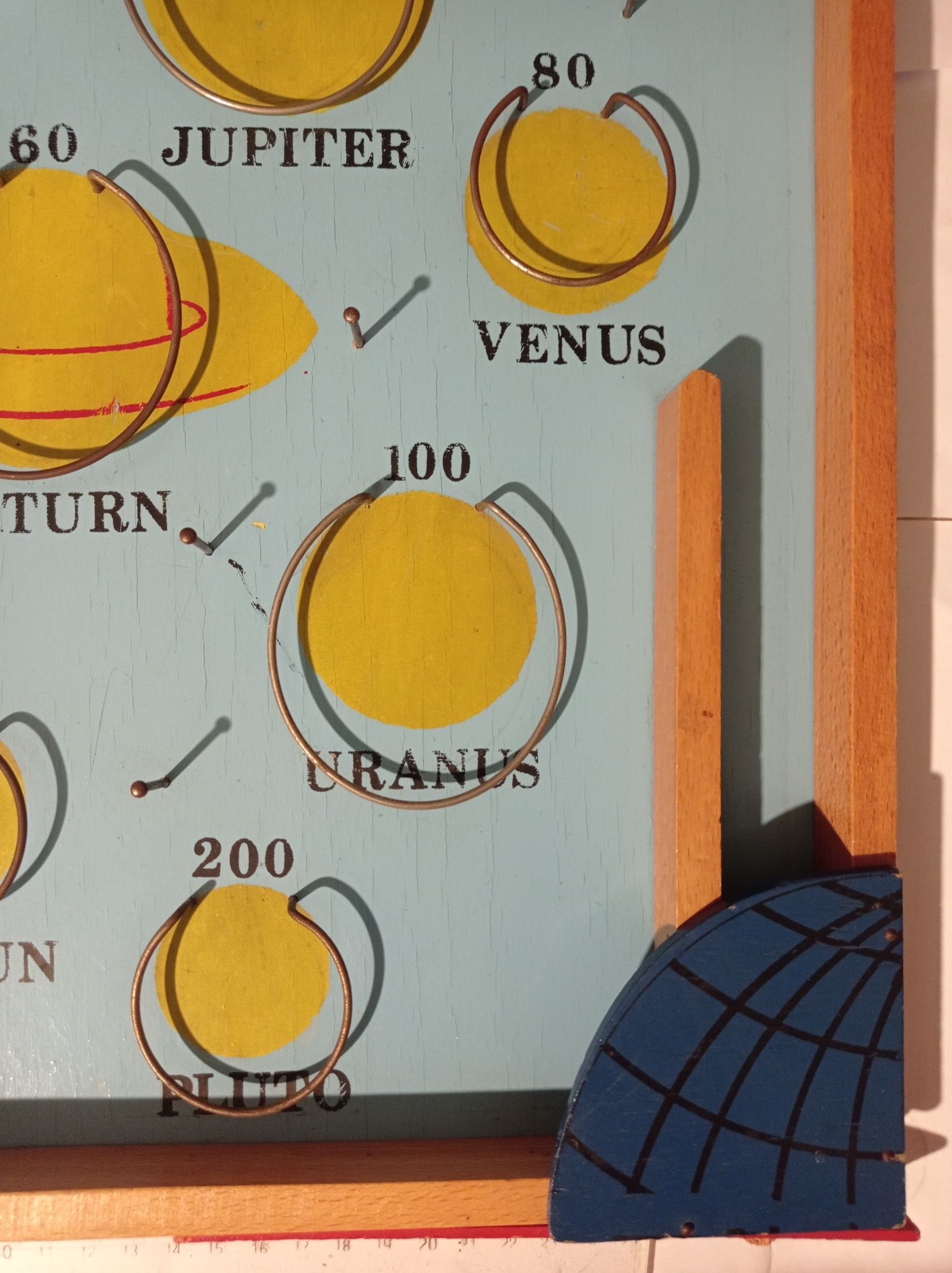 Vând/Schimb joc vechi românesc din perioada comunismului.Stare în foto