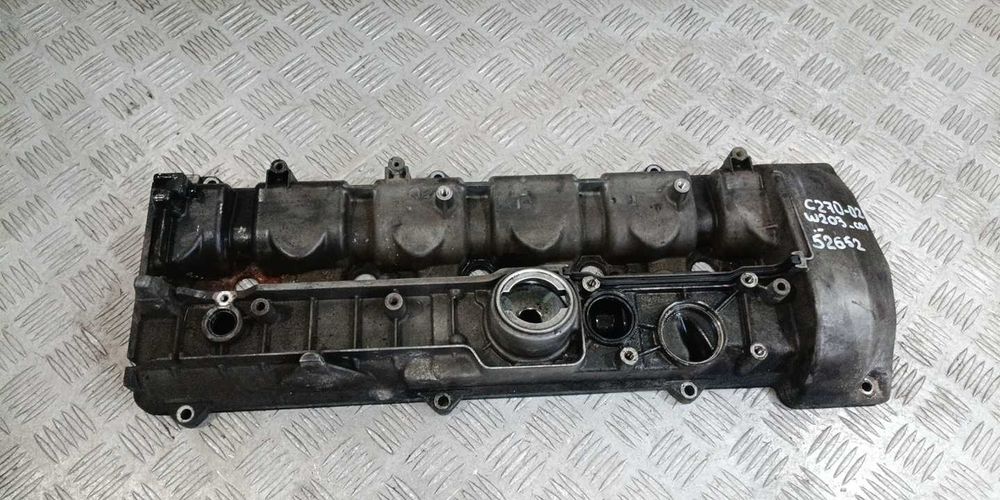Капак клапани Mercedes C270 CDI W203 2002г.