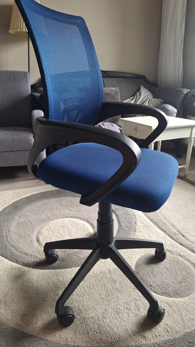 Работен офис стол Carmen 7050 – син, отлично състояние