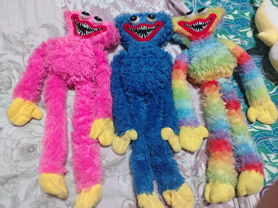 Продам игрушки 3штук 1500