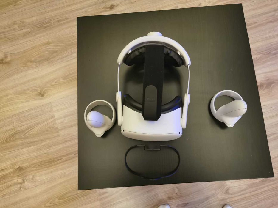 Продавам Oculus quest 2