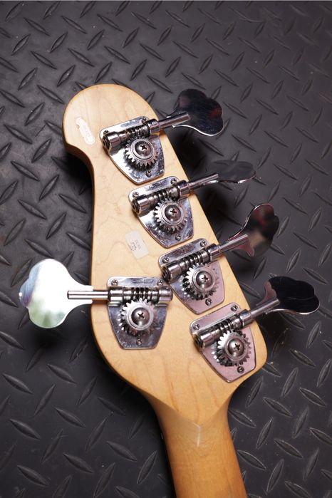 Бас-гитара Yamaha BB 615