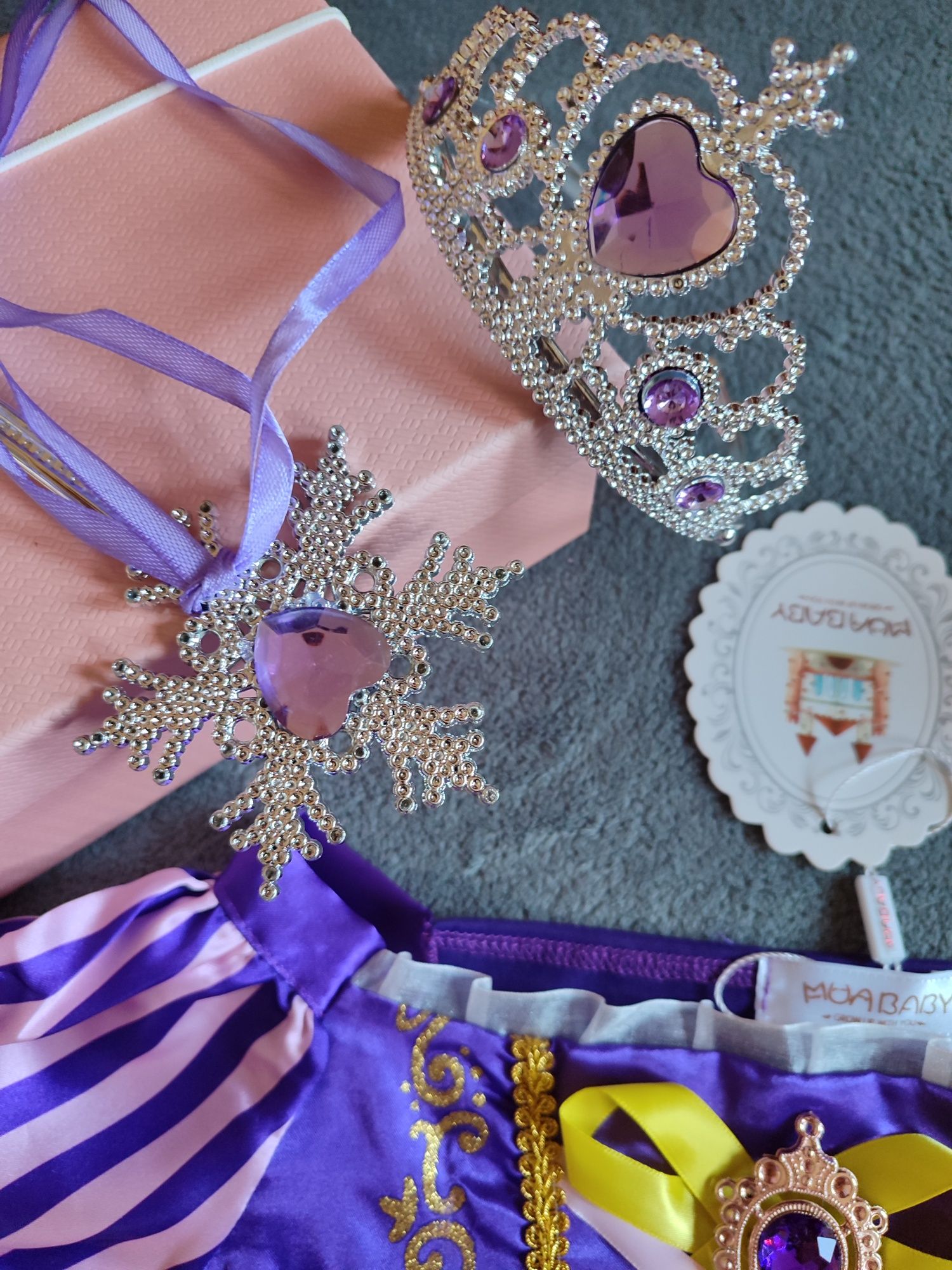 Costum prințesa Rapunzel set rochiță serbare carnaval