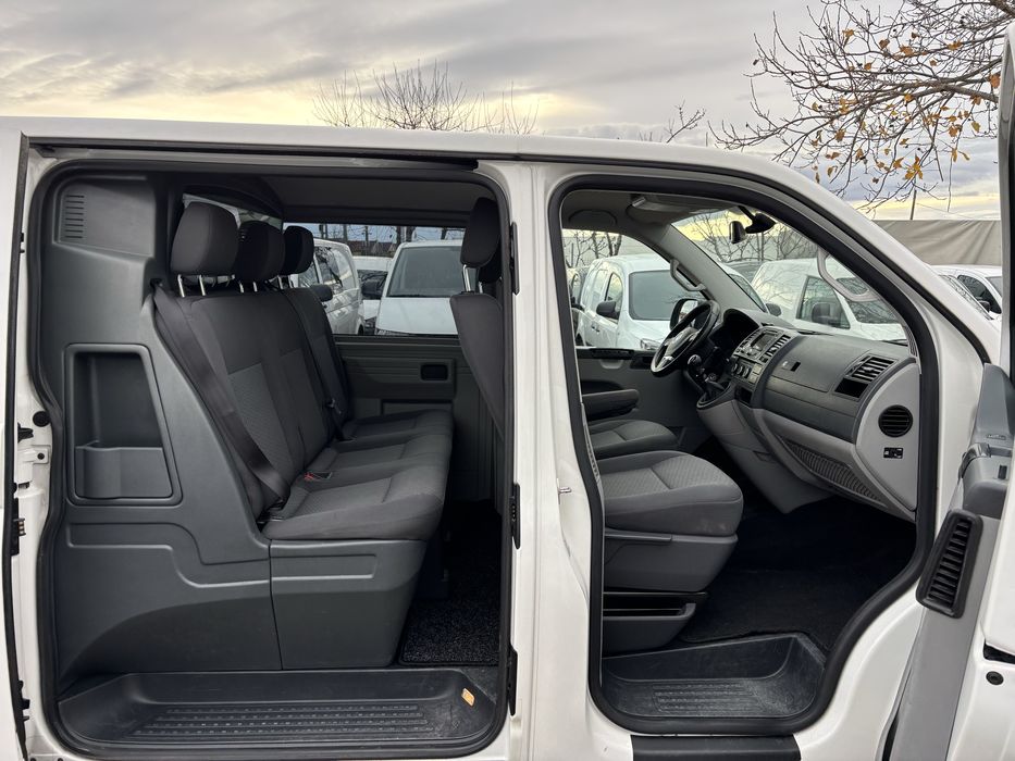 Vw transporter cabina 5 locuri 2.0 tdiposibilitate rate