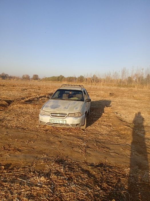 Nexia 2 sotiladi 2009 yaxshi moshin