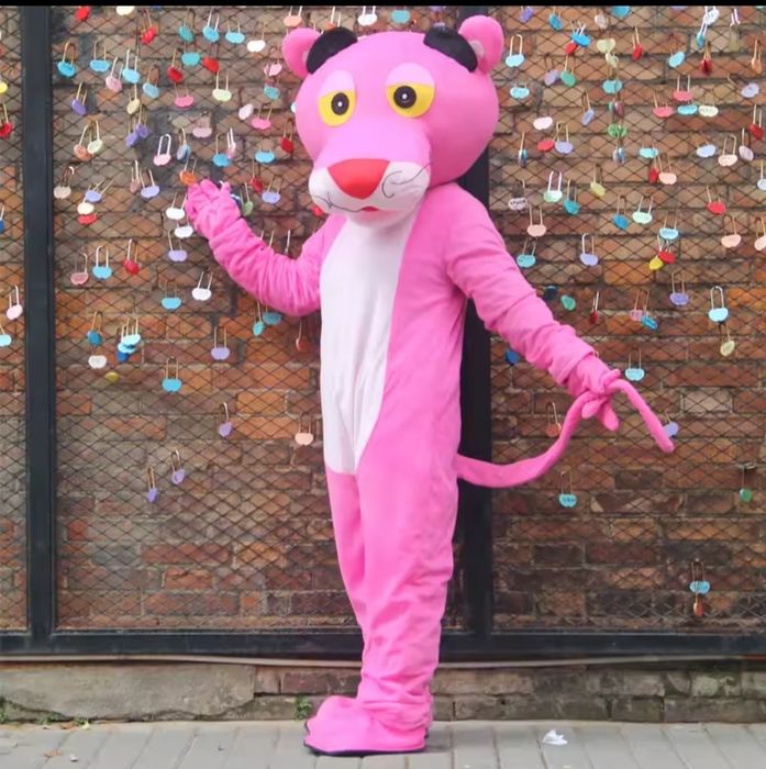 Tom și Jerry pantera roz și toată lumea copilăriei