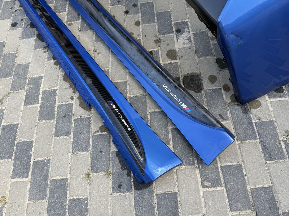 Bara spate BMW M F30 + praguri M OEM