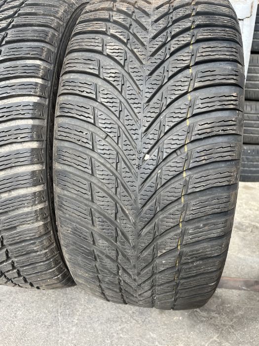 2 бр. зимни гуми 255/45/19 Nokian SUV DOT 5023 7 mm