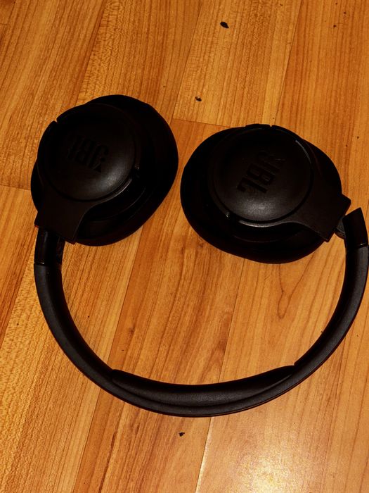 Casti JBL TUNE 710 BT