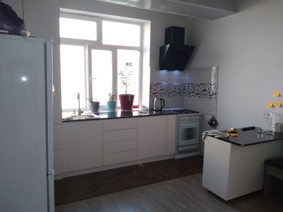 Ул Иззат в аренду 1к 45м2 ремонт мебель техника новостройка