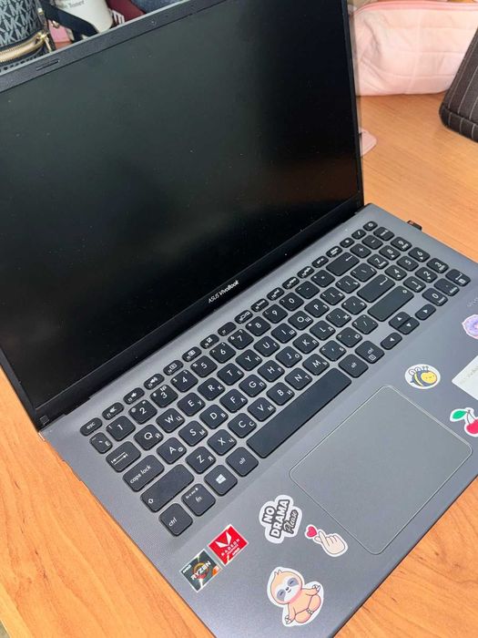 Ноутбук Asus VivoBook 15