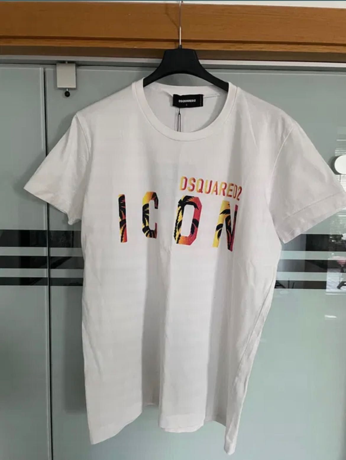 Мъжка тениска на DSQUARED2