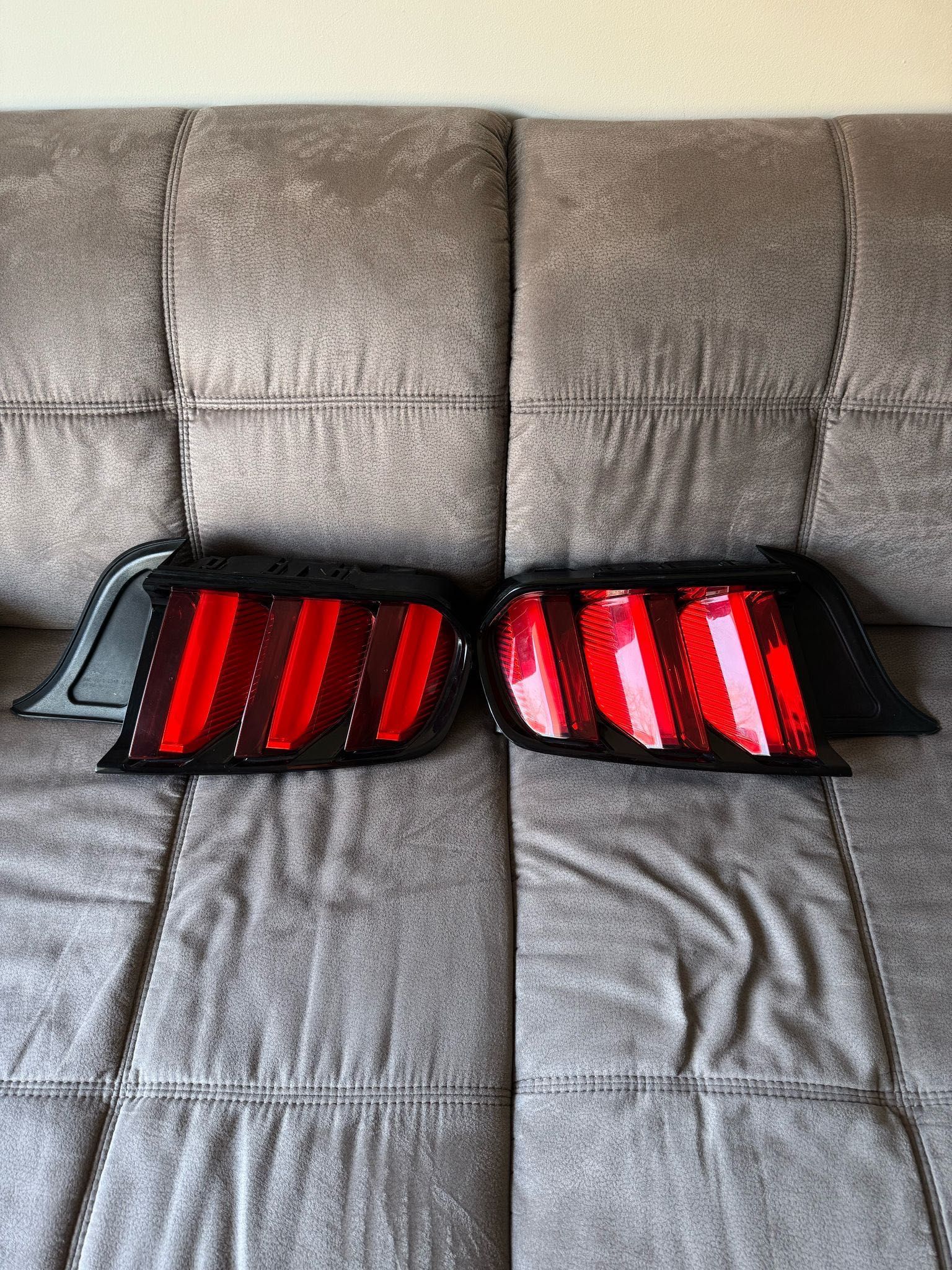 Triple frana Mustang 2017 si lampa marsalier