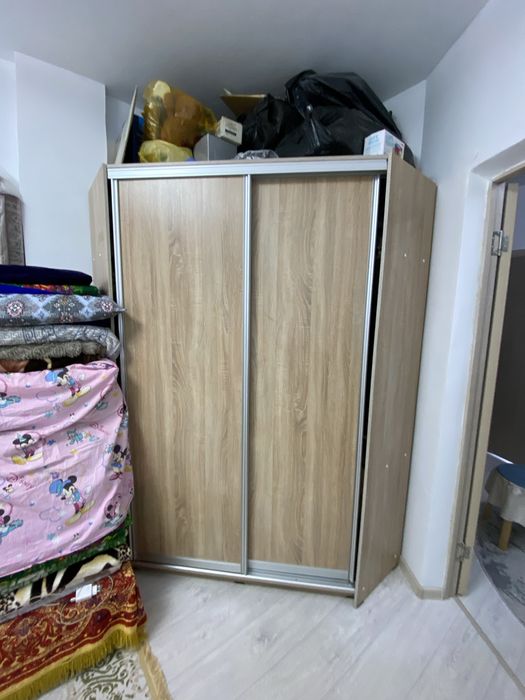 Продам угловой шкаф