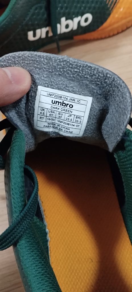 Маратонки umbro N37