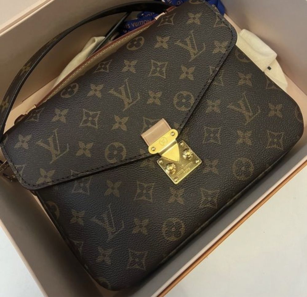 Оригинална Дамска чанта Louis vuitton Metis