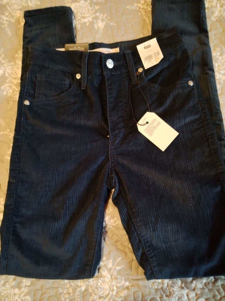 Дамски панталон Levi's