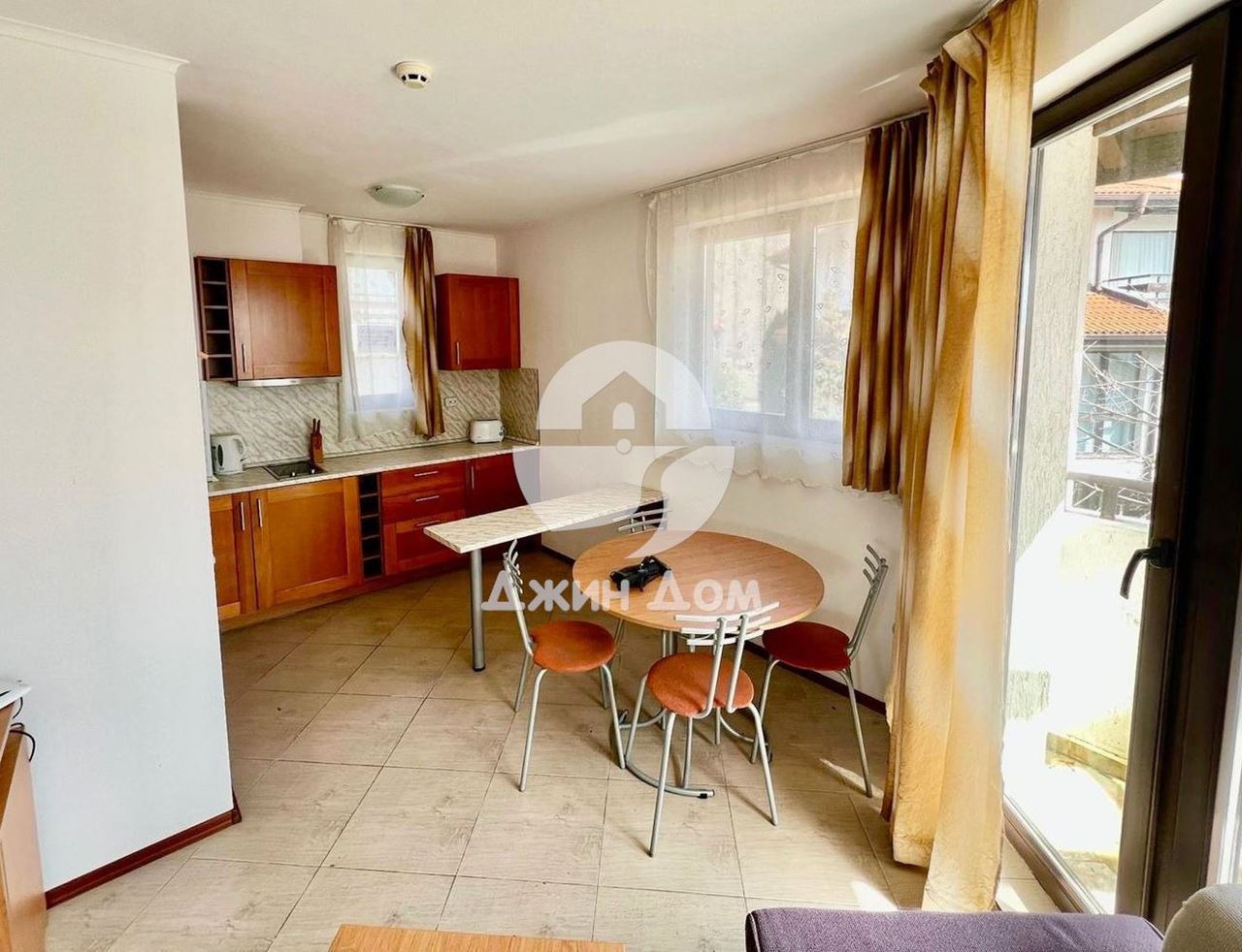 Продава се Двустаен апартамент в с. Кошарица, Област Бургас - 65 кв.м за 993 €/кв.м - Снимка #1