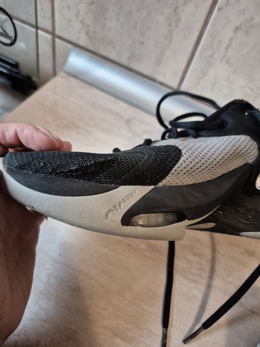 Adidasi de baschet Nike