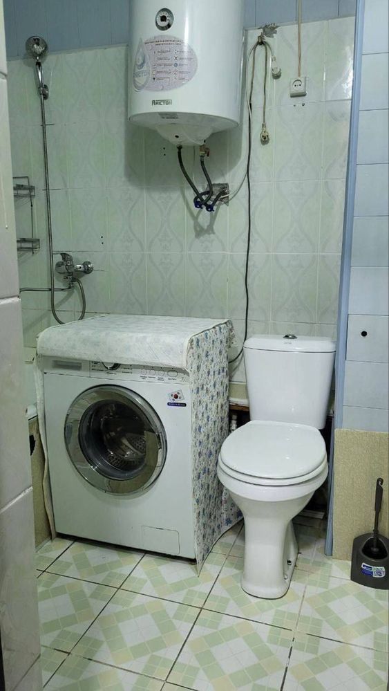 Срочно сдаётся Хакимияат 1х 44 квадрат 2,6 балкон