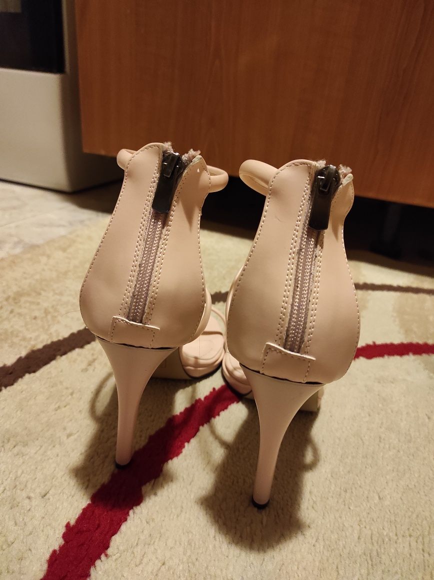 Sandale dama roz pudrat, mărimea 38