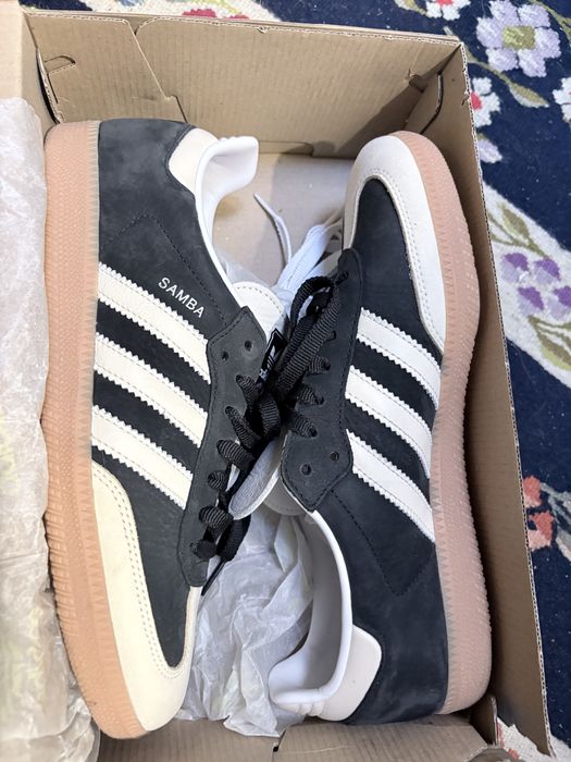 Adidasi noi originali