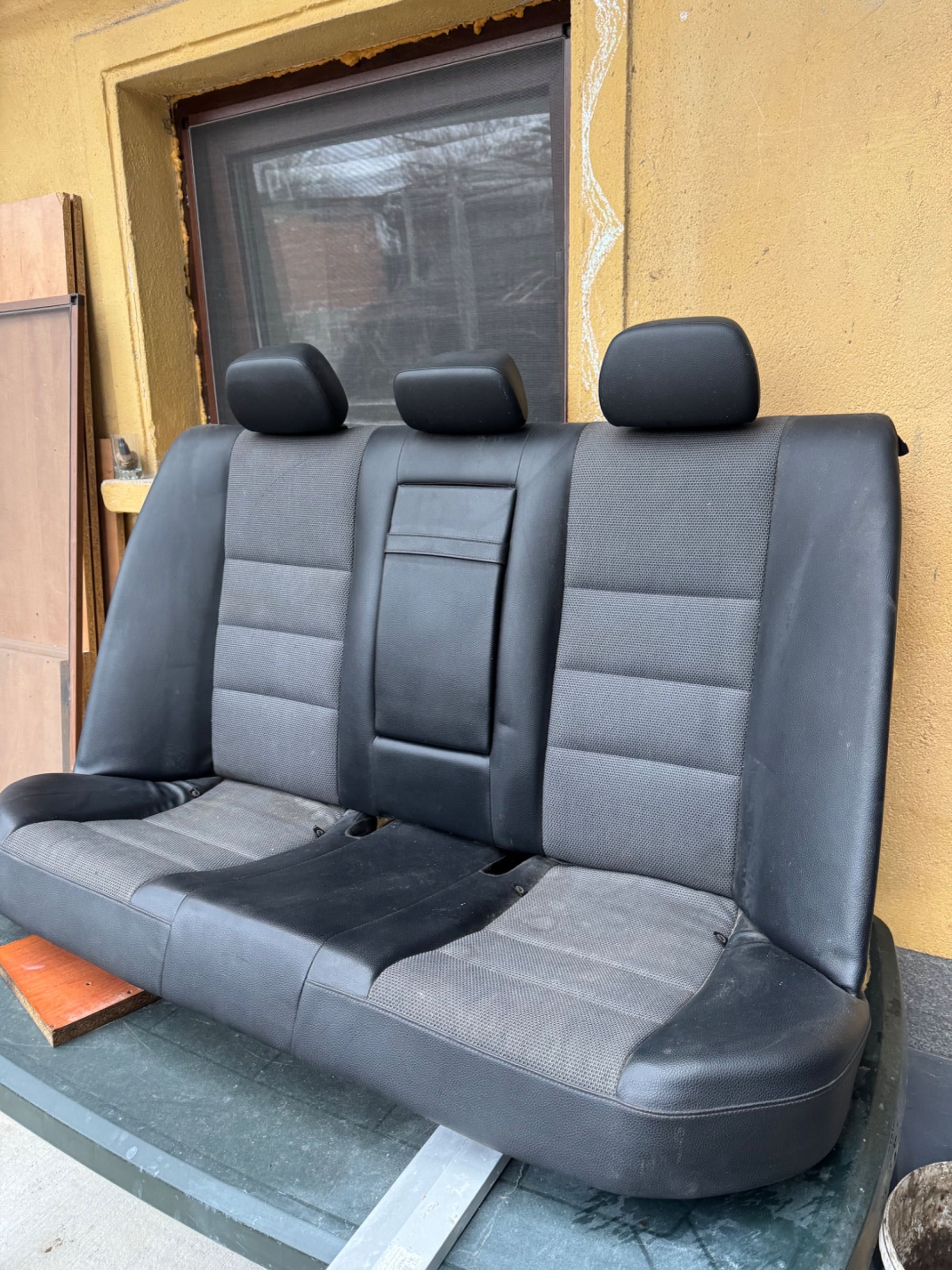 Седалки- задни от Mercedes C220 W204 АМG пакет