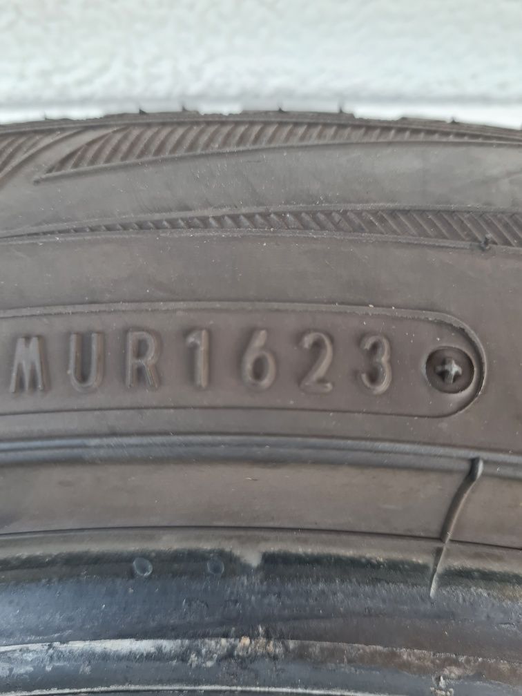 Всесезонни гуми 4 броя FALKEN EuroallSeason AS210 215 50 R17 дот 1623