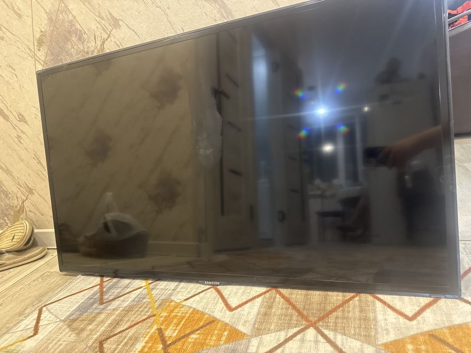 Самсунг телевизор