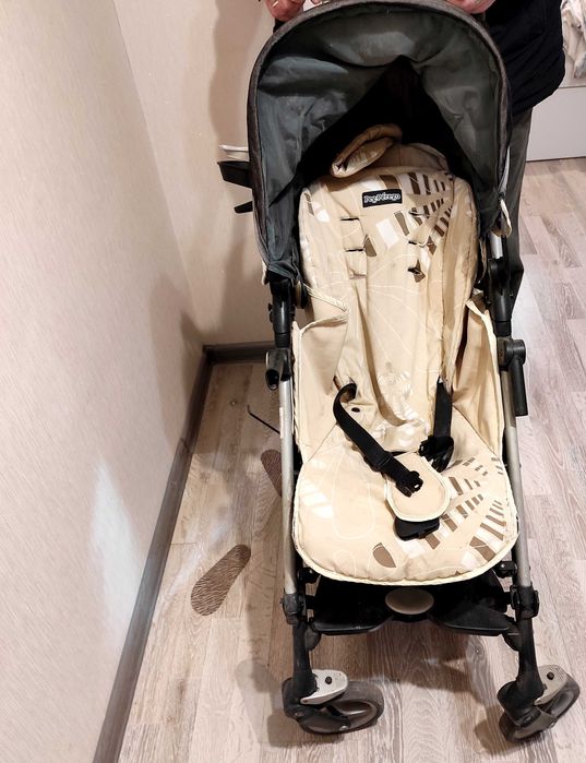 продаю детскую коляску фирменную